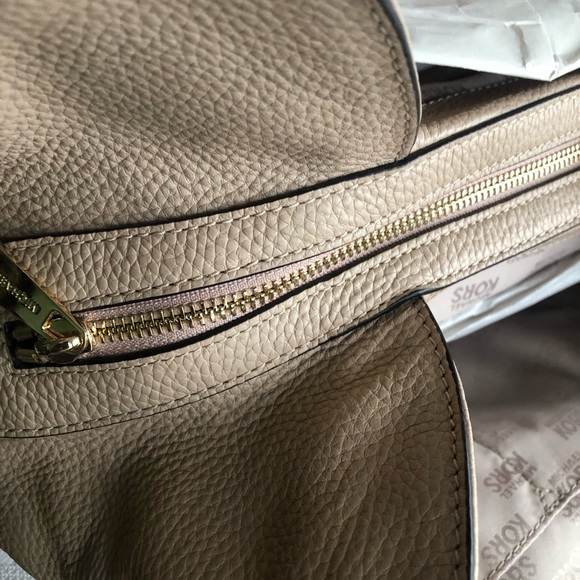 MICHAEL KORS New 3 compartment bag - Picture 10 of 11